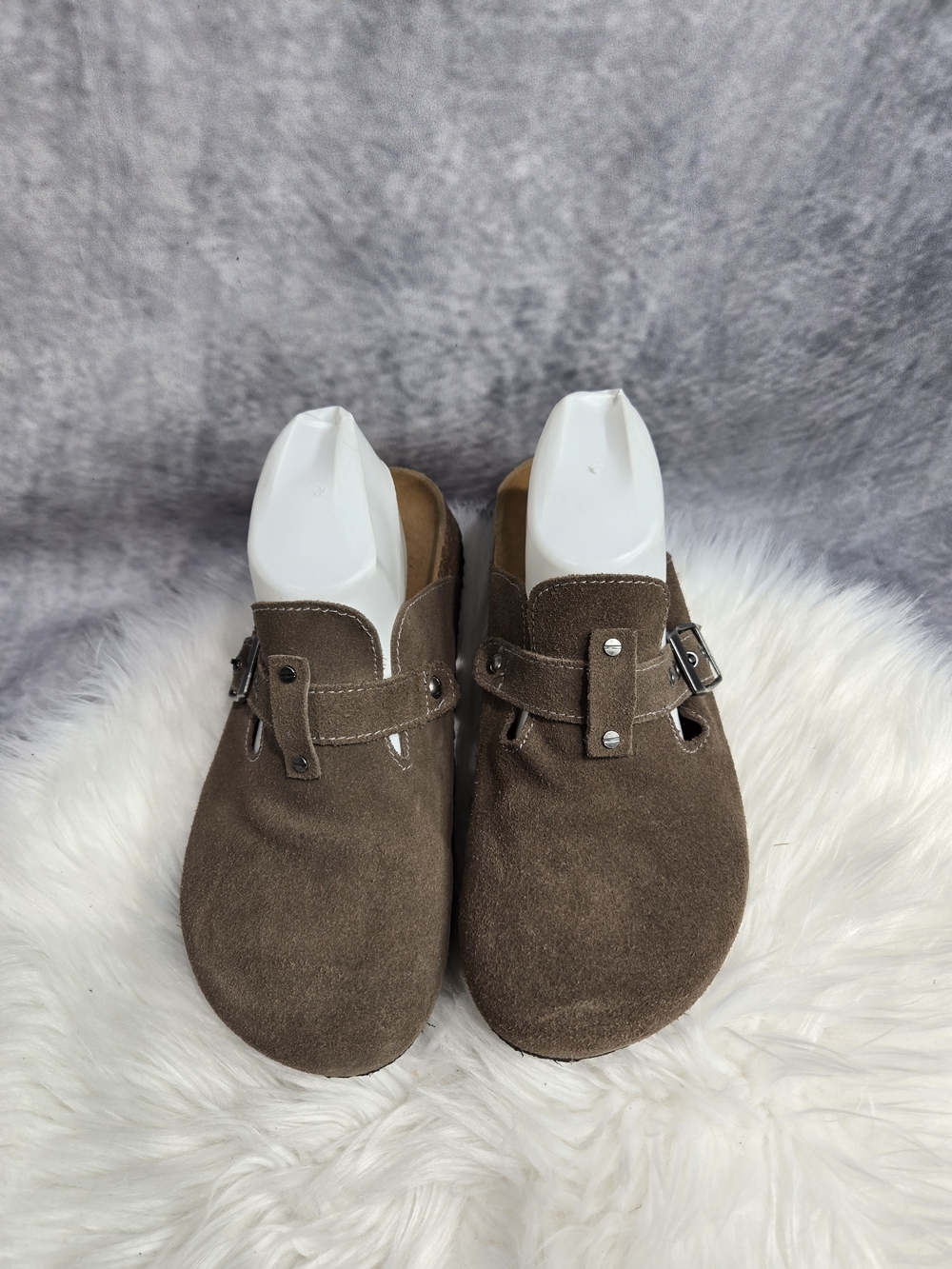 American Eagle Clogs